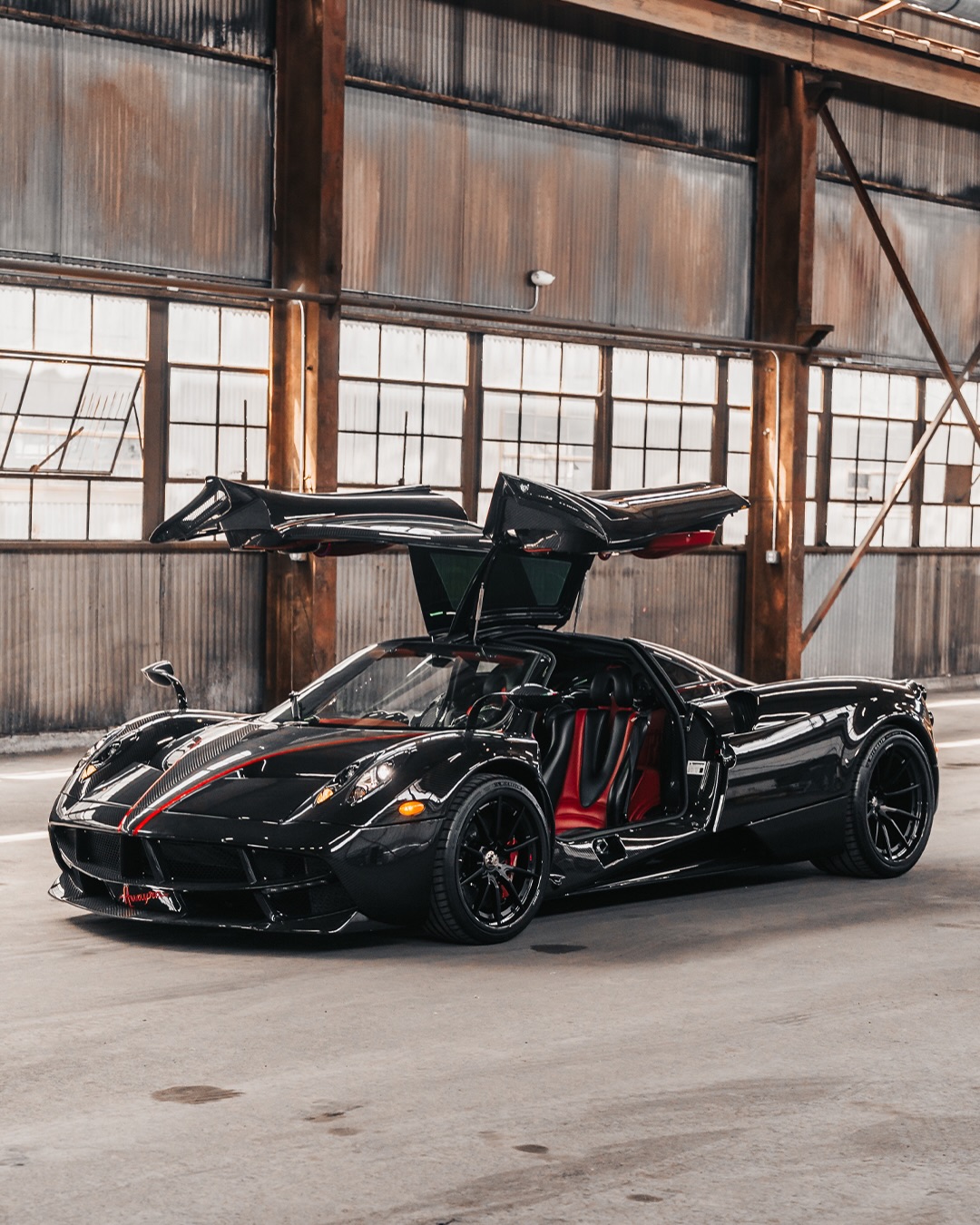 全暴露碳纤维帕加尼huayra 帕加尼 pagani 顶级超跑