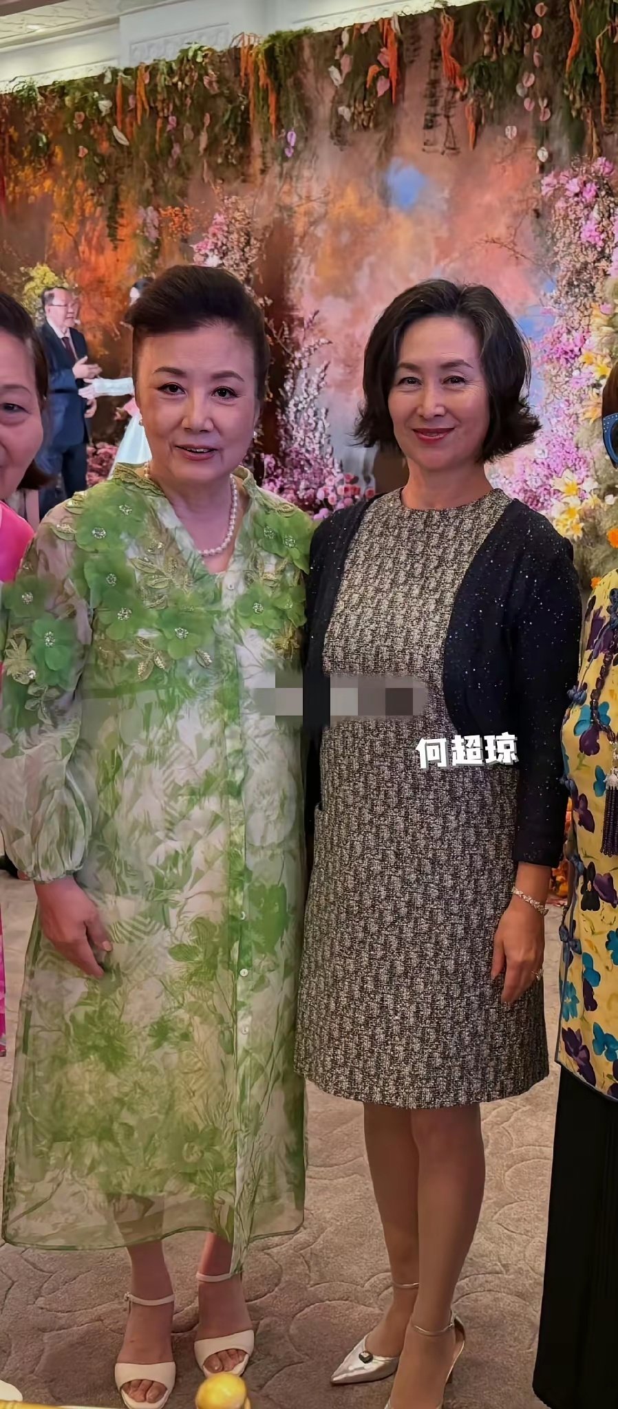 这一次，在何猷君奚梦瑶的澳门答谢宴里，何超琼给足了四太梁安琪的面子！ ​