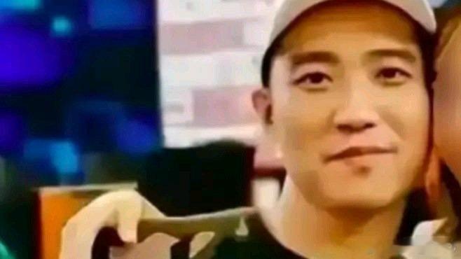 【“双轨制”下的骗子们在中国大展身手】
《一个小学毕业，杂技团出身的劳改犯，凭什么能卷走13个亿，甚至把当红女星娶回家当高级门面。  2025》三音盒在百度发表了新动态 ​