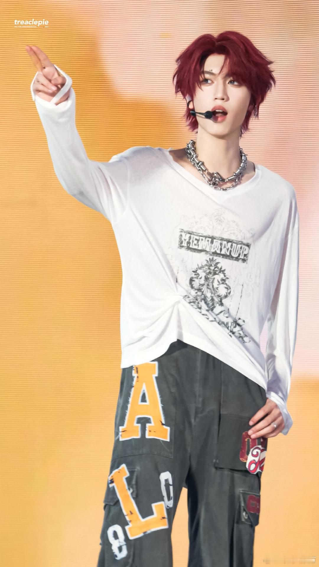 #张桂源[超话]# 💛#张桂源 四代第一主舞# 💛#张桂源 全能核心ace# 💛#张桂源 四代顶级门面# 

我只是在读书的女孩除了上学我的全世界就是你

​