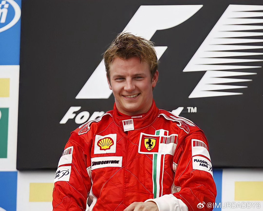 #F1[超话]#  ⭐️ 法拉利：19 年世界冠军荒 ⭐️

就在 19 年前，2007 年 10 月 21 日，在因特拉戈斯，基米·莱科宁凭借法拉利成为世界冠军。

从那时起，红军再也没有拿过车手冠军：2008 年马萨亚军，2010 年、2012 年和 2013 年阿隆索亚军，2017 年和 2018 年维特尔亚军，2022 年勒克莱尔亚军。

这个故事会在 2027 年改变吗？