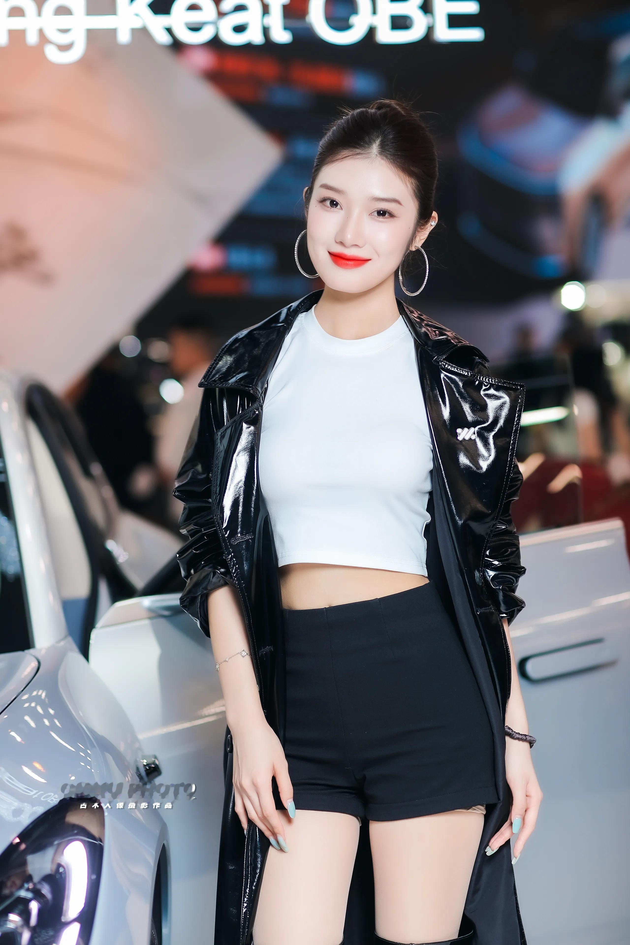 2026成都车展小米展台模特