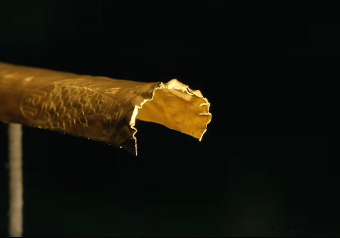 #三星堆金杖出土仍金光闪闪#几千年前的三星堆就有焊接技术，如果查明三星堆是哪个王朝的遗产，感觉要改写历史[思考] ​