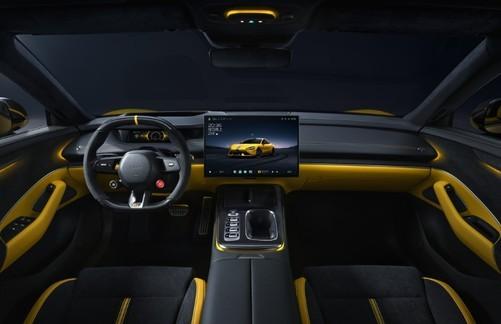 1.98秒破百!小米SU7 Ultra:52.99万买“超跑级”电车,值吗?