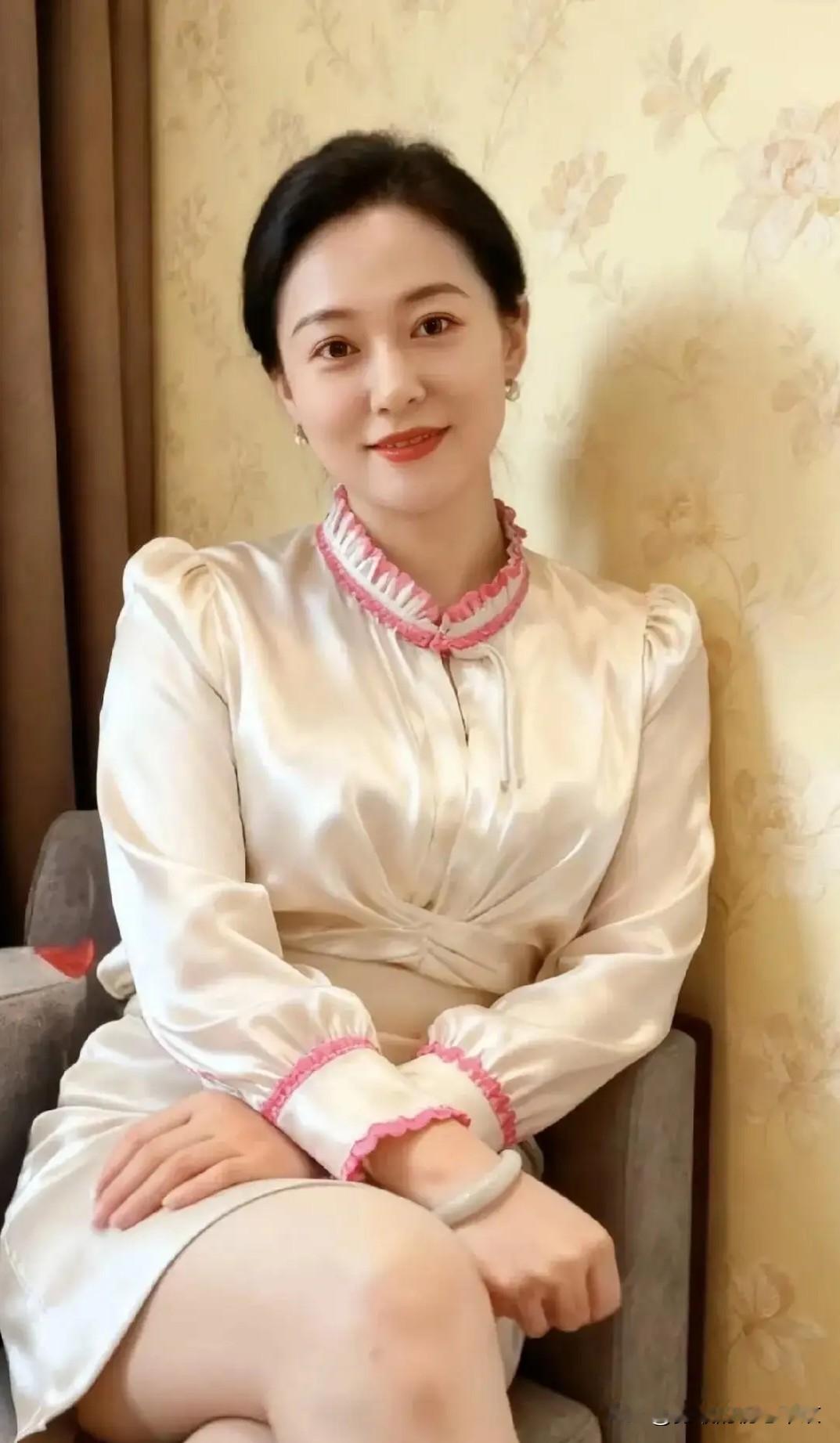 优雅复古风，尽显温柔气质！