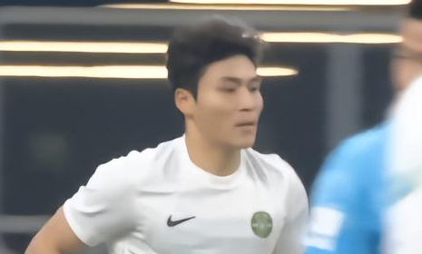 朴镇燮：这些年一直在为世界杯梦想奋斗，会随时等待上场机会  5月18日...