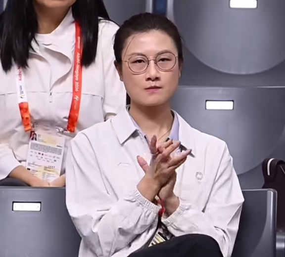 丁宁现在的咖位是否已打平当年的邓亚萍