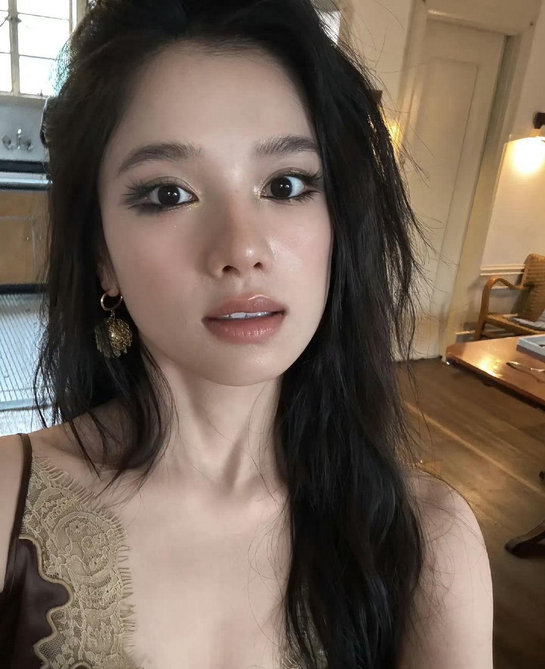 一张封神之张婧仪
真-油脸亲妈了 ​