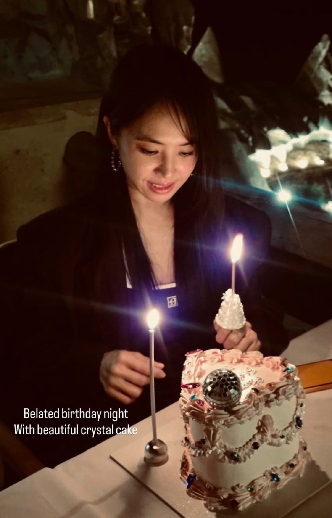 蔡依林和家人一起庆祝生日🎂

「生日快乐希。望你永远像个小女孩儿，被大家温柔拥抱，也永远有对抗这世界的勇气。」 ​