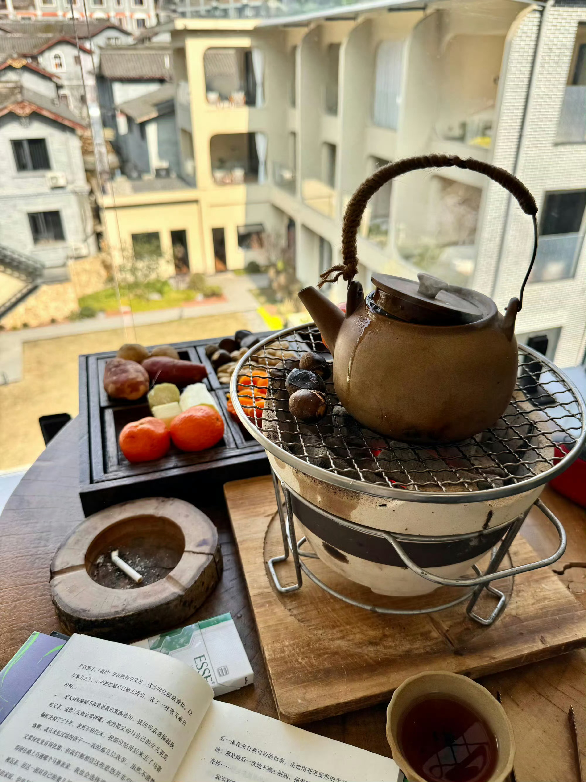 今天进山难得降温赶紧来避暑晒晒太阳吹吹风，又一次与生活陷入热恋 ​​​
