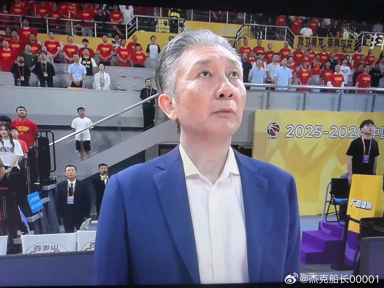 深圳昨晚能拿下广厦，靠的是全民皆兵！先看看深圳队各球员的数据吧:1 贺...