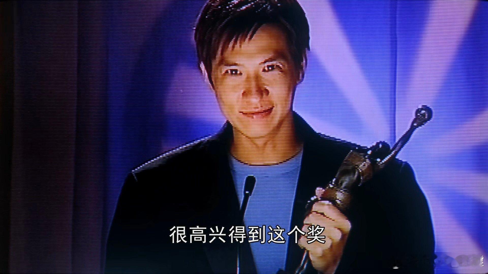 2人三足.2002.剪辑完整版.HD1080p.粤国双语中字

#张家辉##朱茵##阮继志##罗兰##刘锡贤# 

采用WEB-2160p与DVD版剪辑合成，片长104分钟

#香港電影吧[超话]# ​
