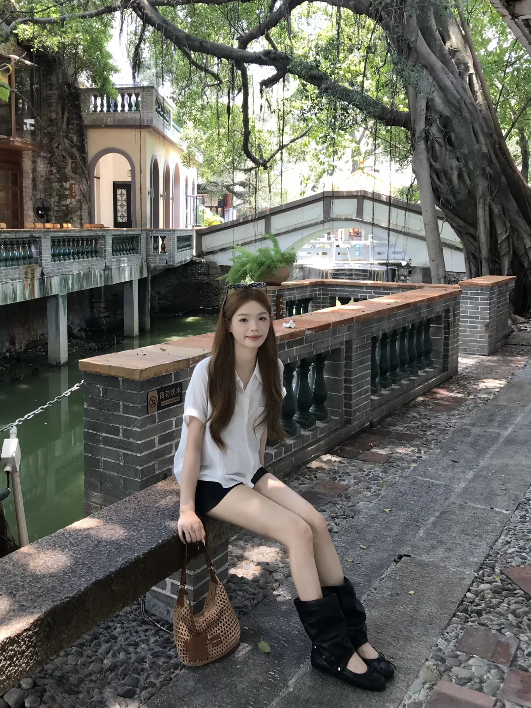 小巷里