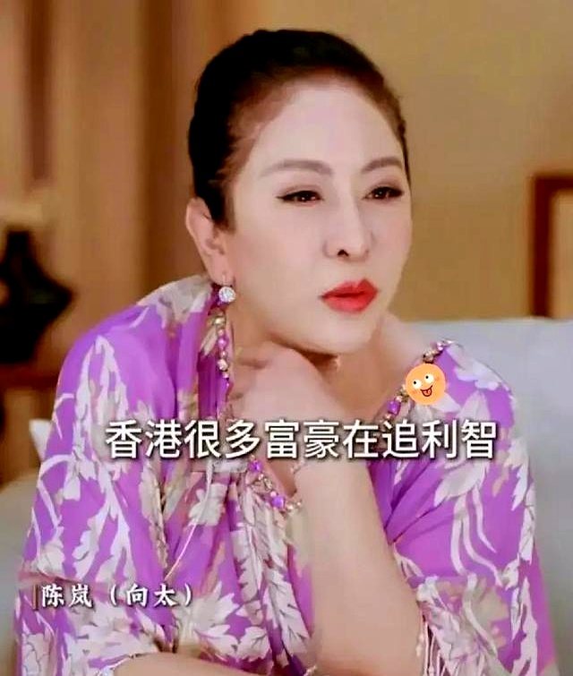 李连杰第一次拿到3000万港币片酬，回家试探性地问利智要不要一人一半，利智直接甩了俩字：“滚蛋。”换作别人可能顺坡下驴把钱揣兜里了，他没吭声，转身把这笔钱一分不剩全交了出去
 

上世纪九十年代，3000万是个绝对的天文数字，全靠他拍武打戏拿命换来。面对巨款，他没搞财产隔离，直接把家庭财政大权拱手相