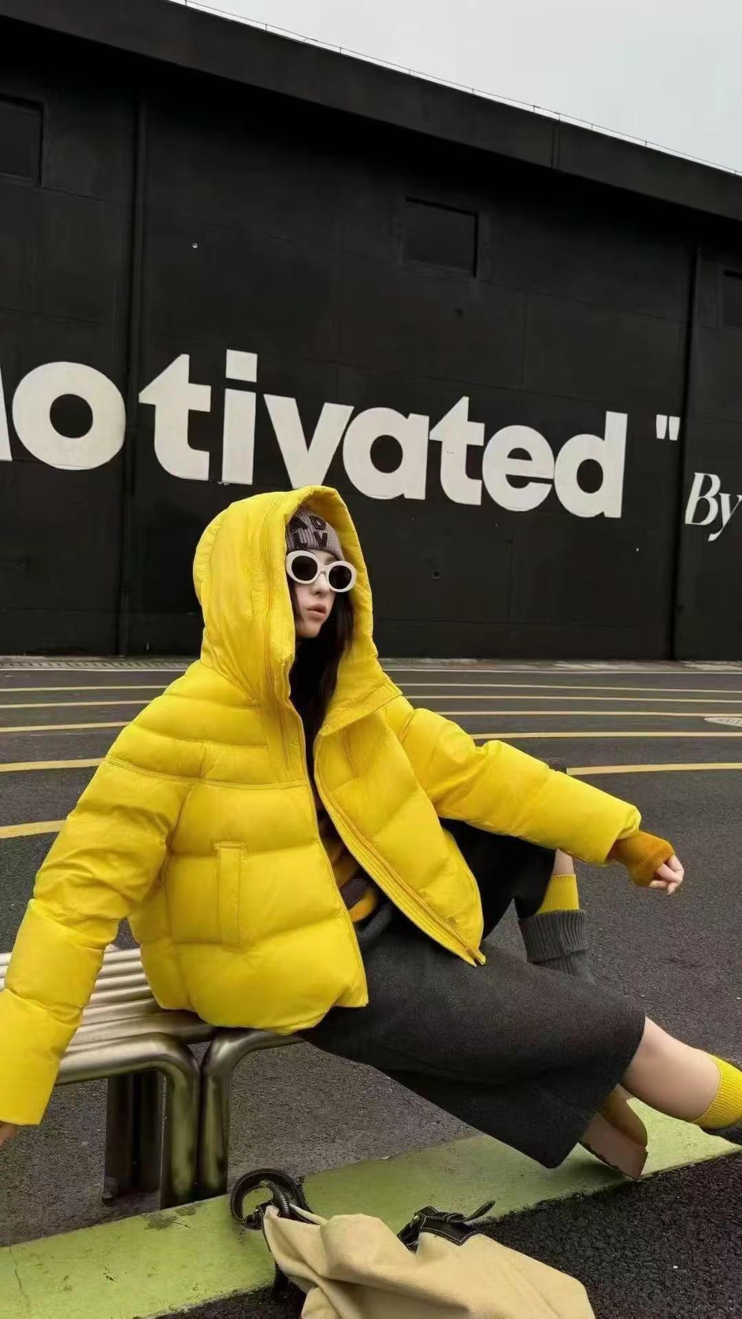 穿搭风格独特。