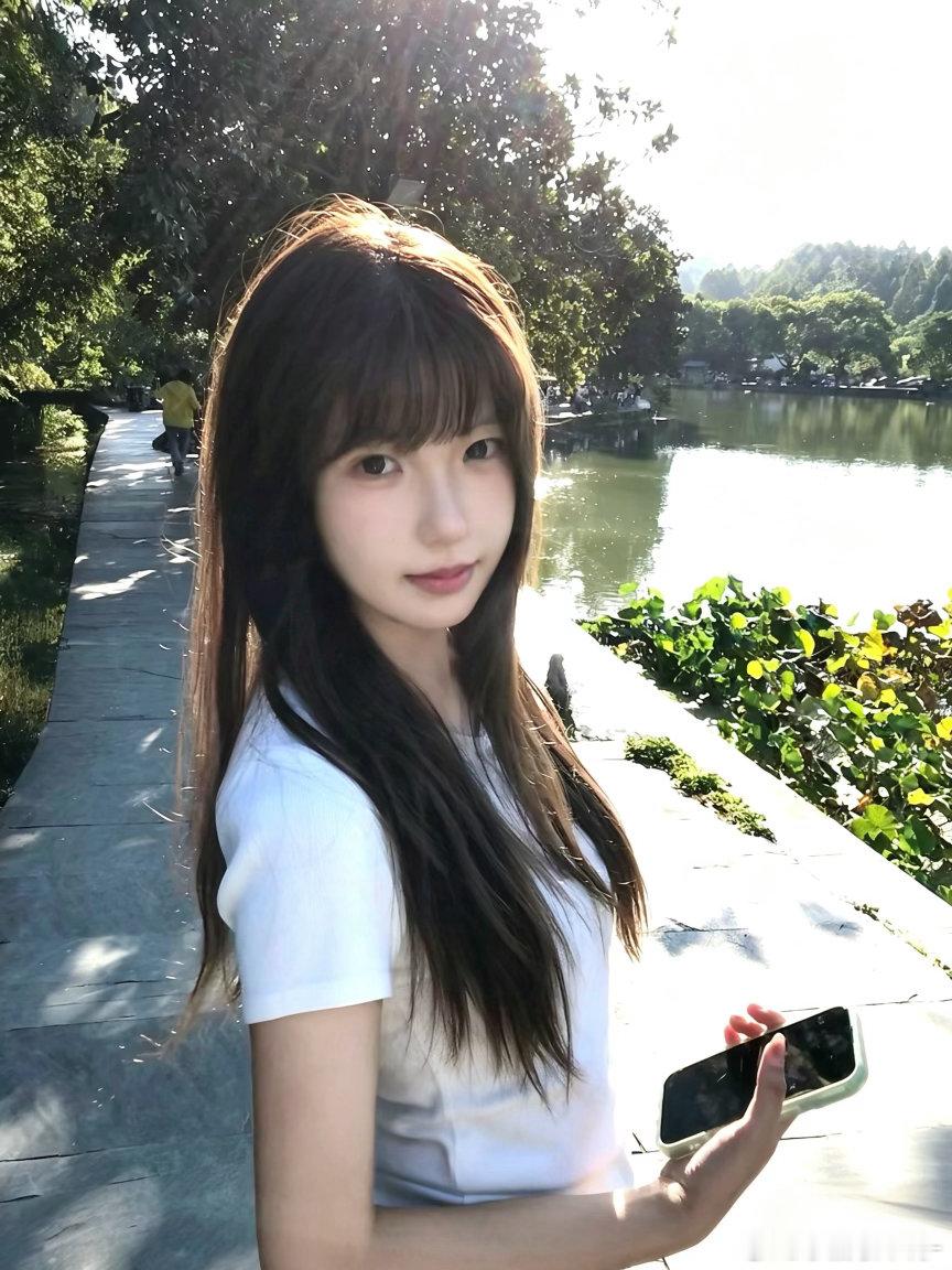 大学写生就是爽子进不去民宿时期、陈意涵车站问路时期、杨洋走丢时期、宁静不想爬伦敦桥时期、井柏然搬行李时期、许晴管毛大姐要钥匙时期、毛大姐见经纪人时期 ​