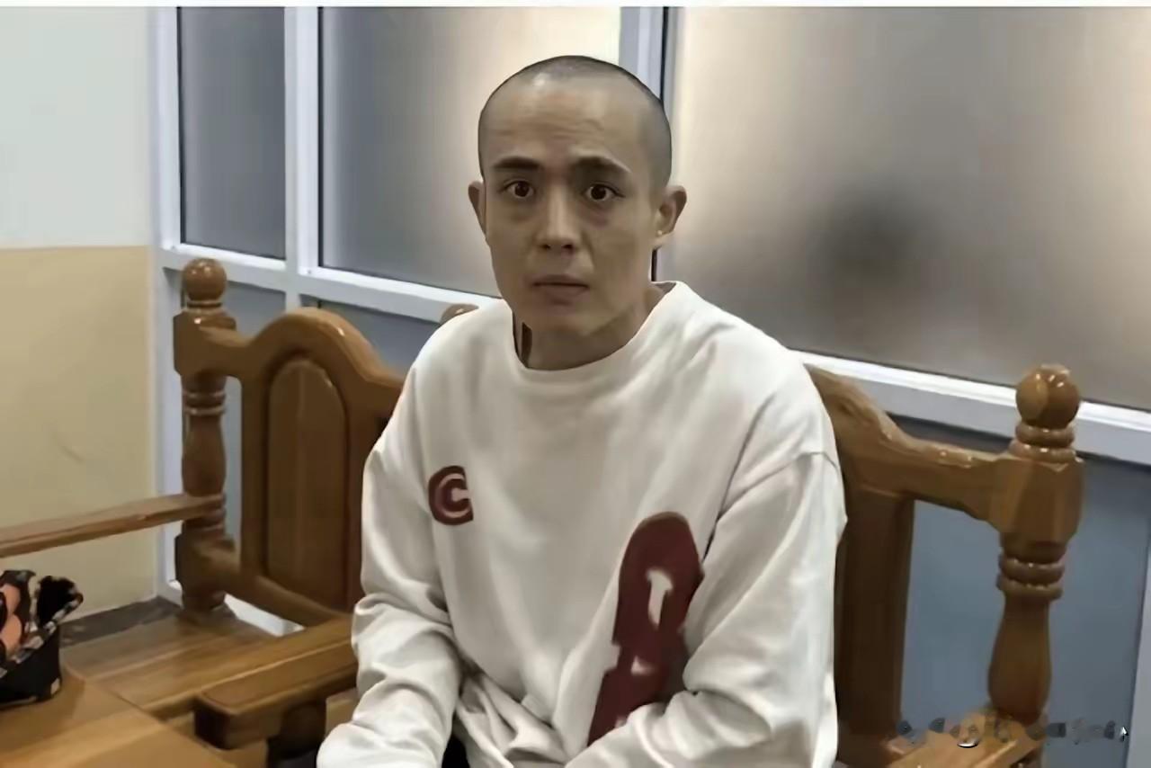王星能够从凶险的处境里成功脱险，并不是施暴者心生怜悯，依靠的是出发之前，和女友提前敲定的一句特殊求救暗语。
 
很多人看完这件事，第一反应都觉得太幸运。
可这份幸运，根本不是天上掉下来的，是提前做好的安全预案，硬生生换来的生机。
 
事件的核心细节很值得所有人琢磨。
王星在动身前往危险地点之前，就和