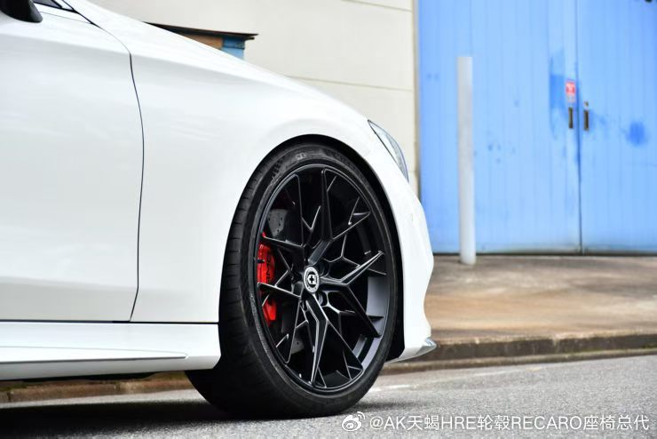 奔驰S400 Coupe 升级HRE轮毂 FF10 21寸黑色 #改装##改装车##汽车改装##汽车改装资讯# ​