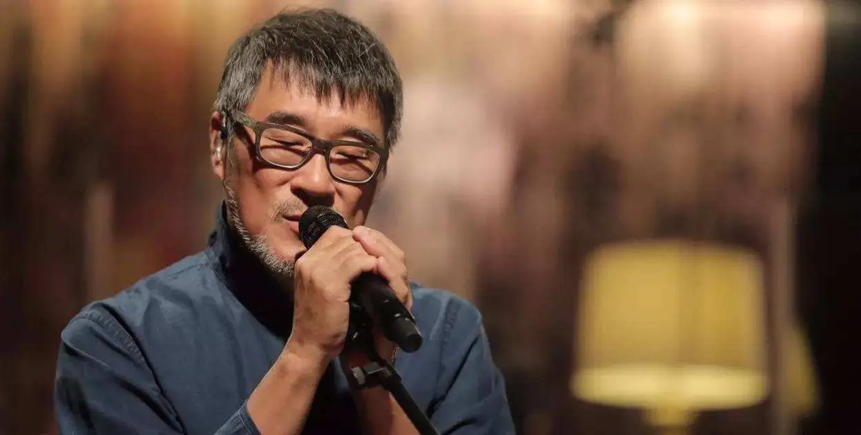 李宗盛《山丘》，年轻时听的是旋律，中年后听的是自己