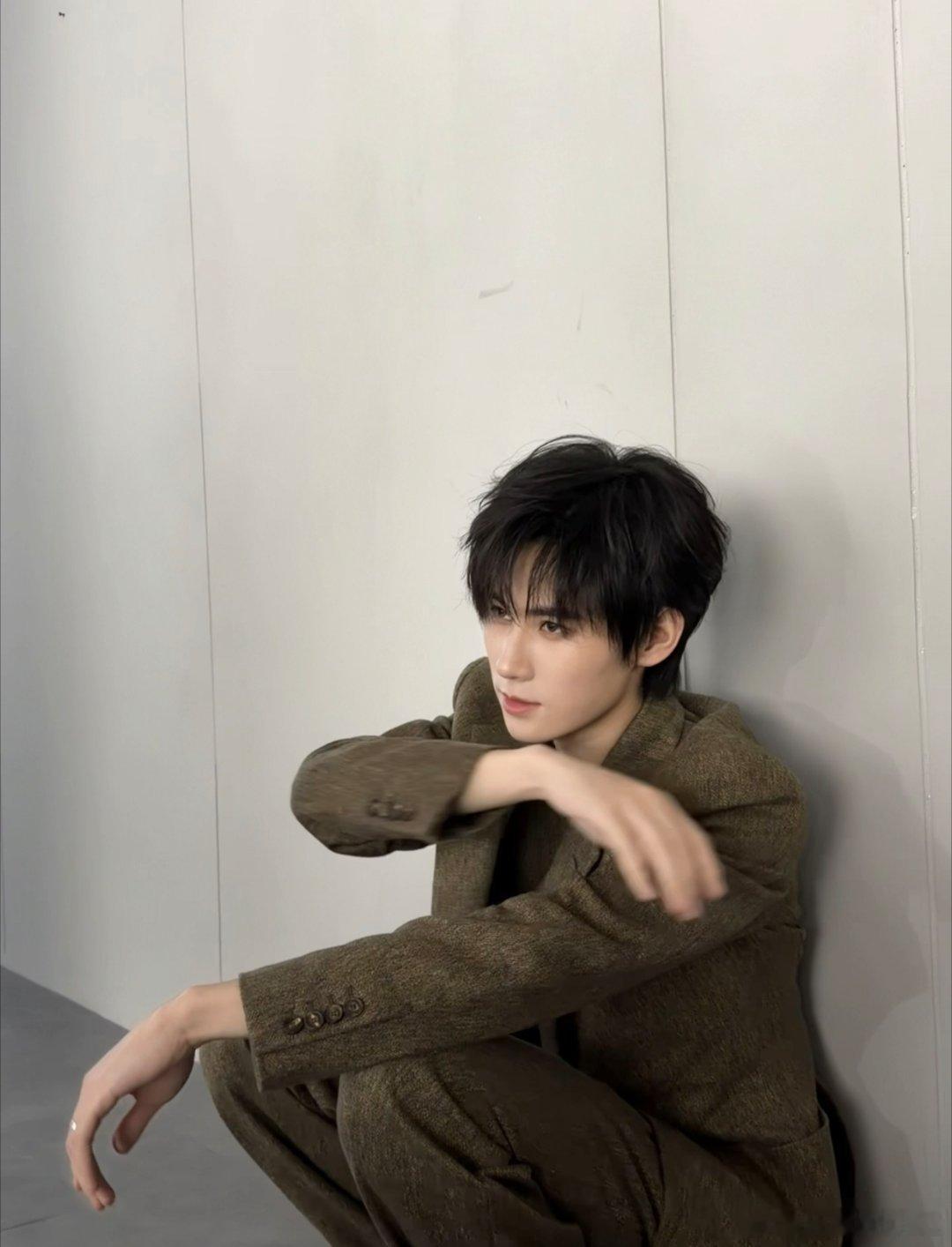 #张真源[超话]# 俺哥哥一直在gy#张真源 你最重要# ​