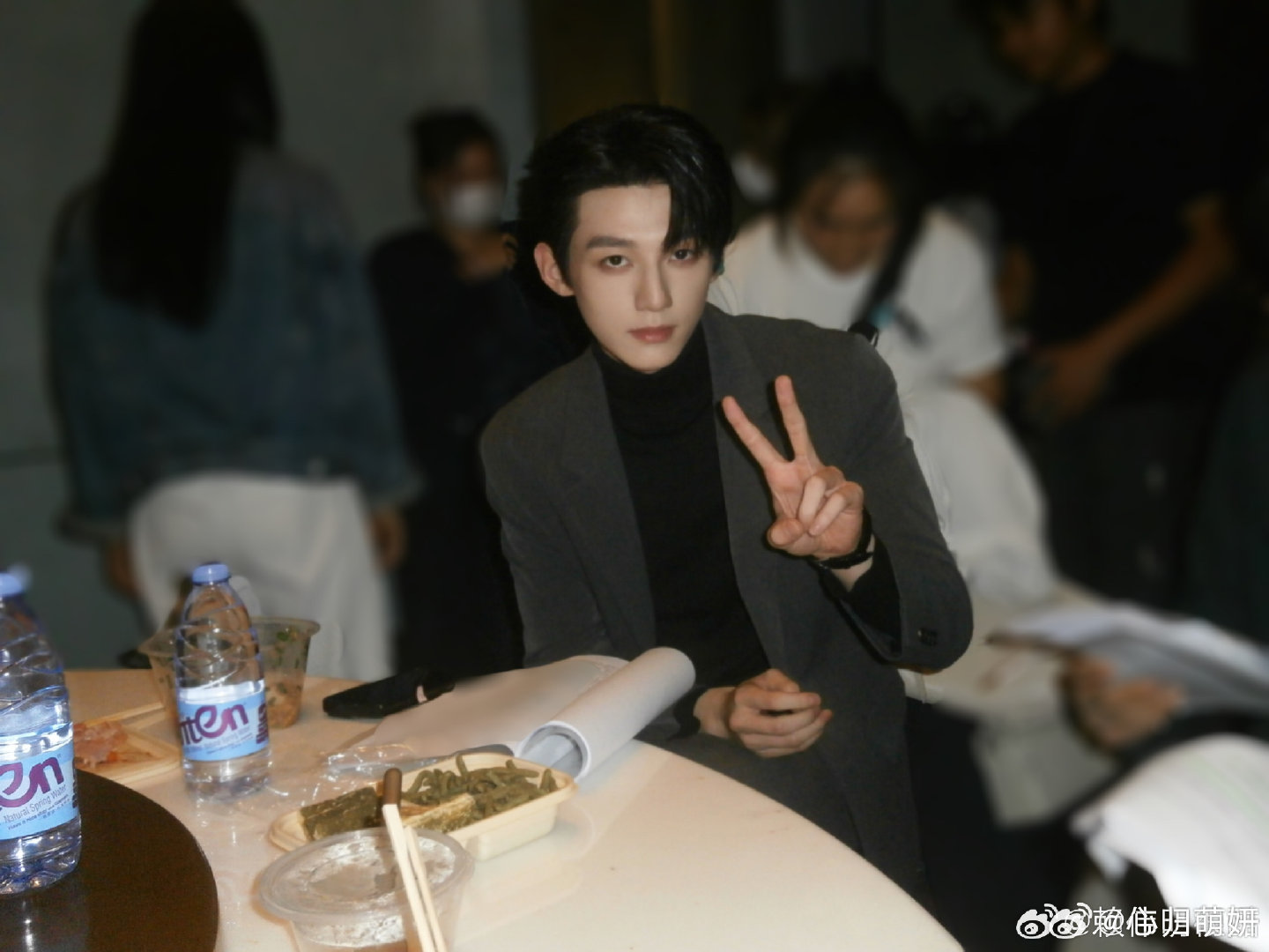 #赖伟明[超话]##超星动告白信箱#lwm#﻿向全世界安利赖伟明##天才女友# 

啊啊啊啊，赖伟明你怎么这么帅啊，而且你好真诚啊😘 ​