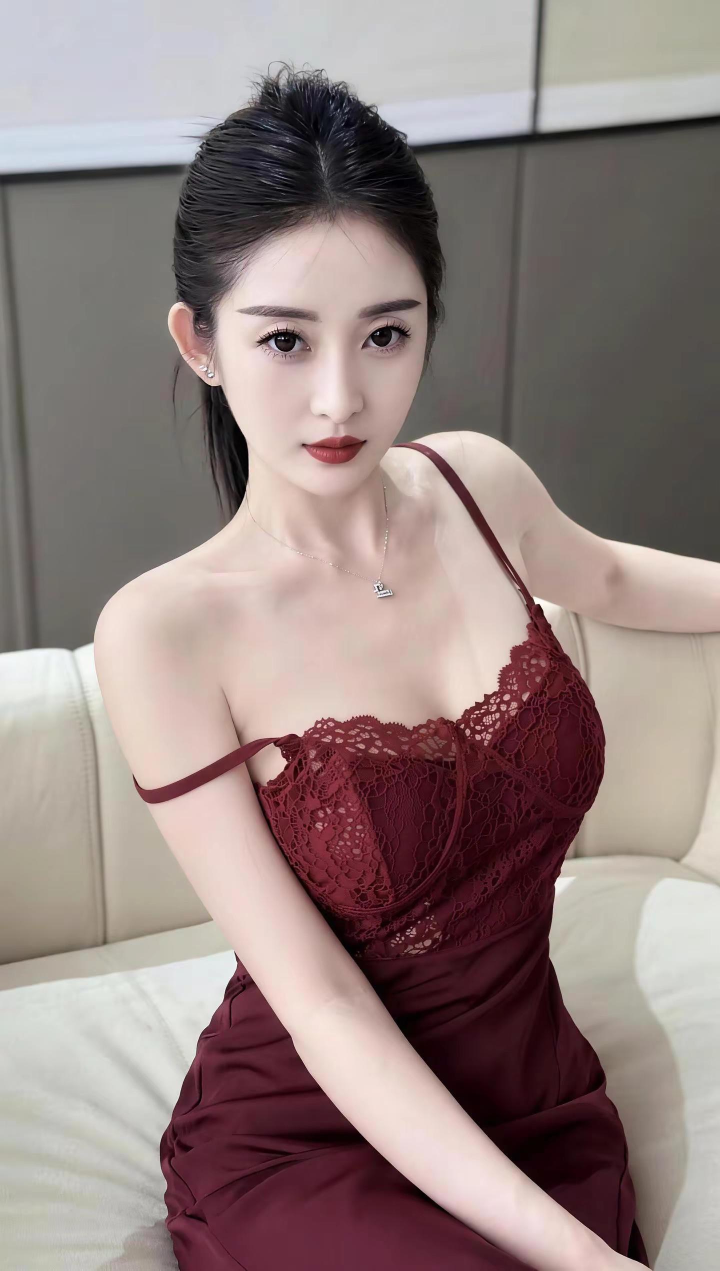 <p>辣妹穿搭大赏 气质御姐 御姐风穿搭 红色系 性感御姐 <!--{...