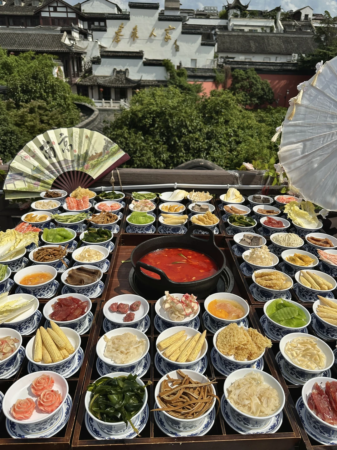 路过南京夫子庙，一定要去空腹去吃的。。