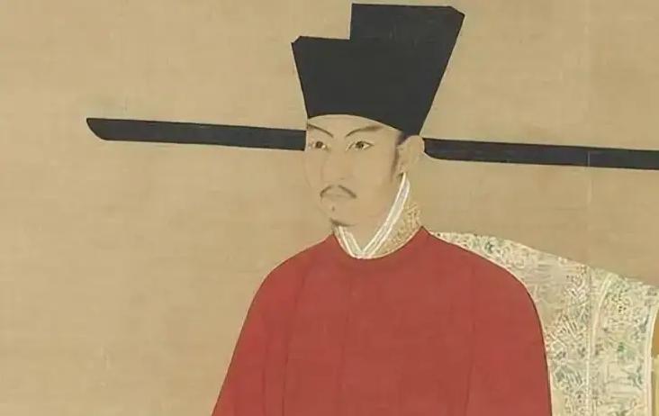绍兴和议过去整整二十年后，宋高宗赵构在内外交困中禅位给养子赵昚。
谁也没想到，这位南宋新君登基才满一个月，第一道震动天下的政令，竟然是给当年以莫须有罪名处死在风波亭的岳飞彻底平反。
诏书颁下的第二天，临安城“岳”字灯笼挂满了街巷。但枢密院值房里，几位紫袍官员对着烛火，脸色比夜色还沉。
一位老臣用指甲