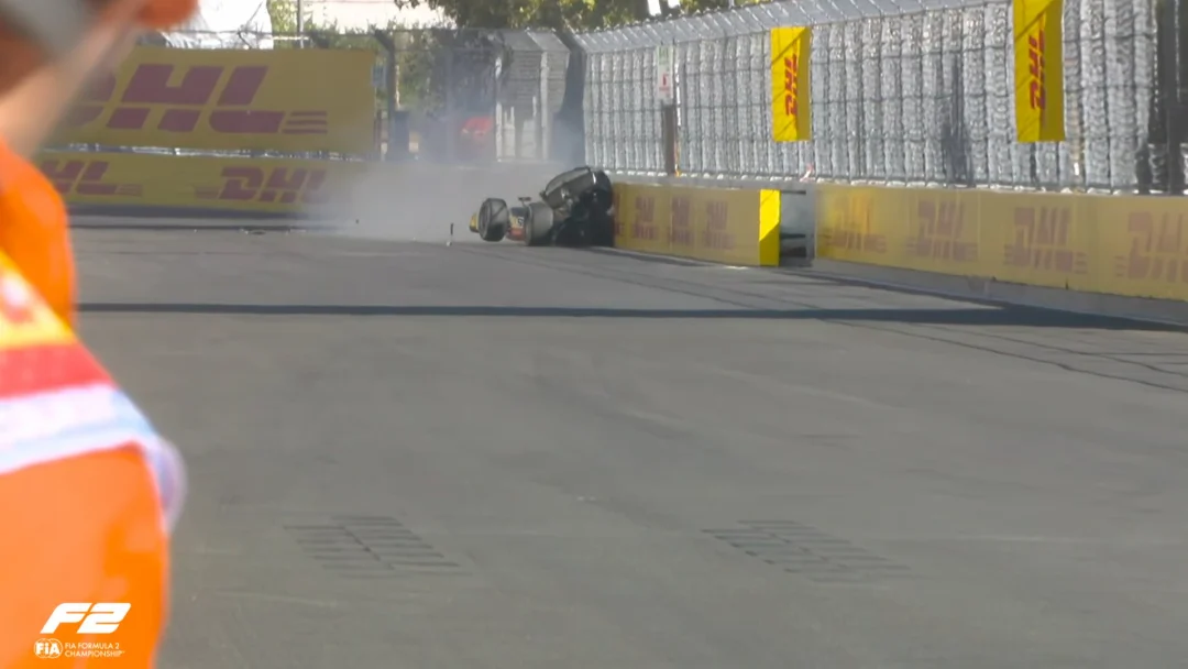 F2马德里站练习赛，因事故红旗🚩，赛车起火🔥
#F1 #2026F1西班牙大