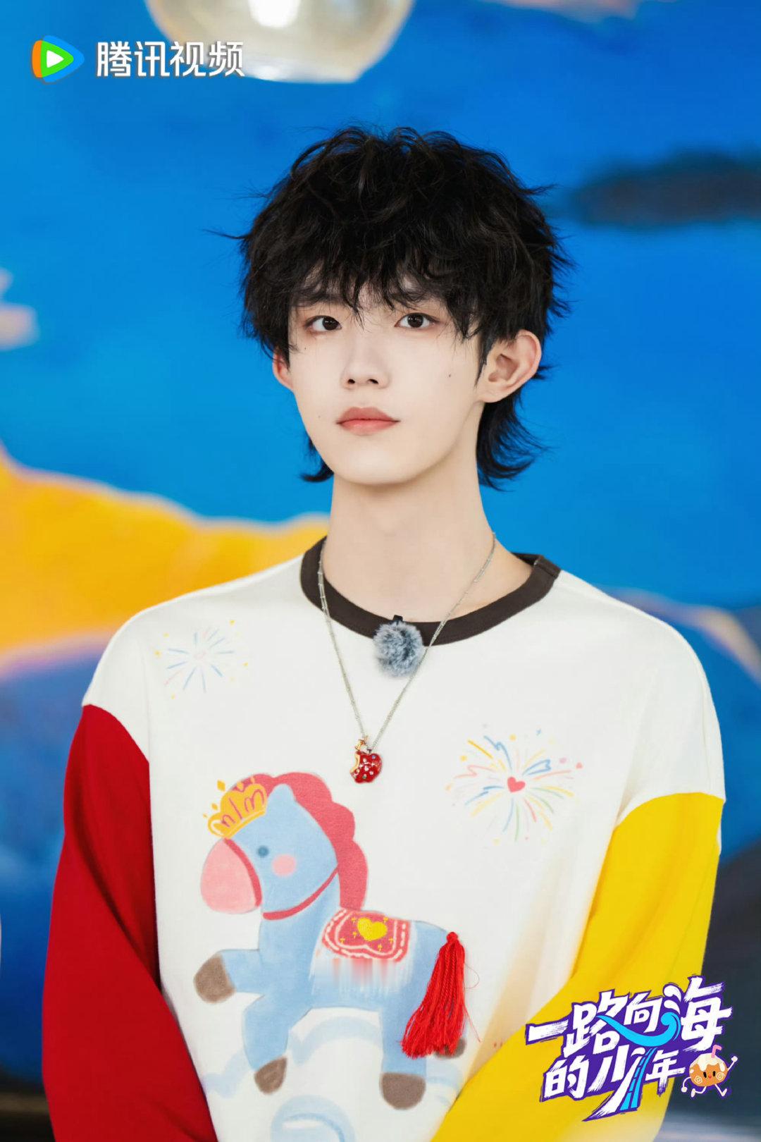 这么萌的卷毛小狗 我不允许有人没有点图片👍🏻！[左哼哼][右哼哼]
#苏新皓[超话]# ​