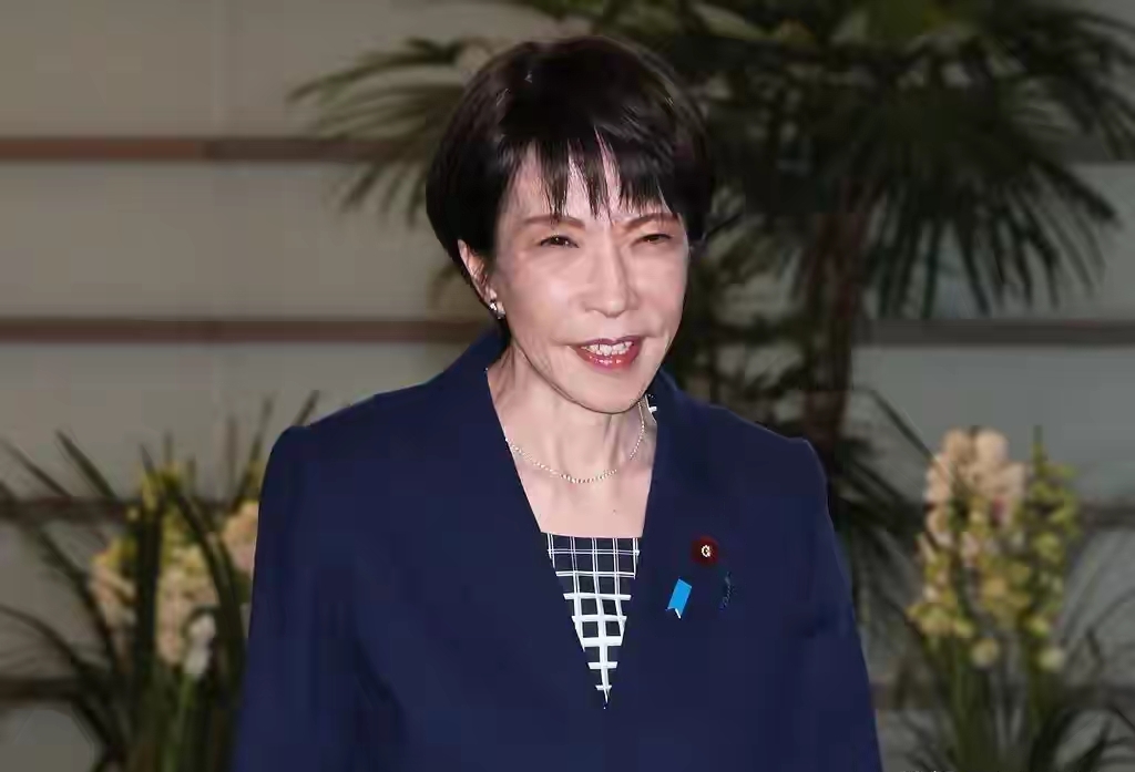 如果日本敢武力插手台海问题，绝对不是短期小规模冲突那么简单。这件事会引爆一连串连锁灾难，战事很难快速收尾，还会从军事、经济、外交等多个维度重创日本，彻底打乱整个东亚的安全局势。
 
从军事层面来说，日本主动介入台海，就是直接挑衅中国主权。台湾问题是中国的内部事务，任何外部武力干涉，中国都有权利全力反