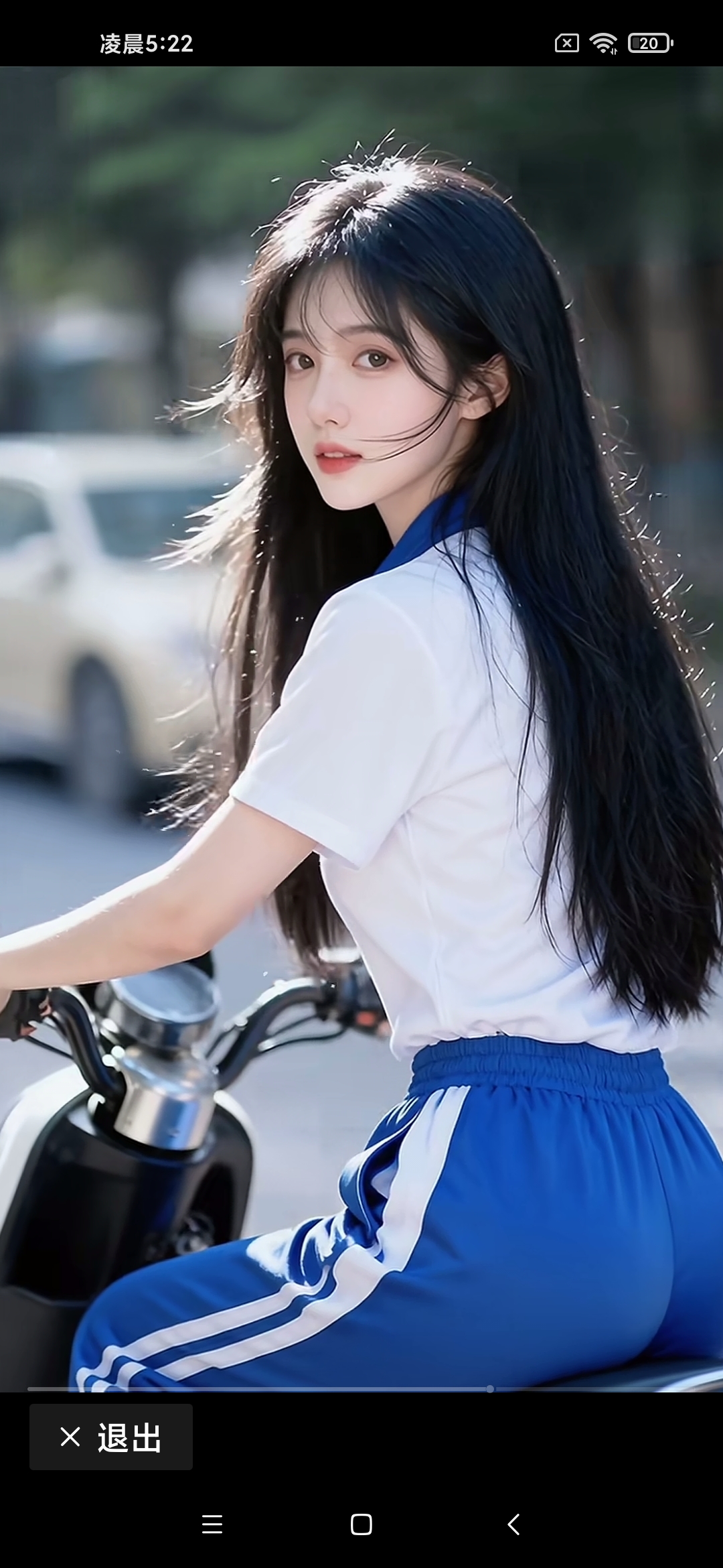 满满的都是校花美女呀，她们的颜值差距明显，这般美好仿佛能跨越时空，一限...