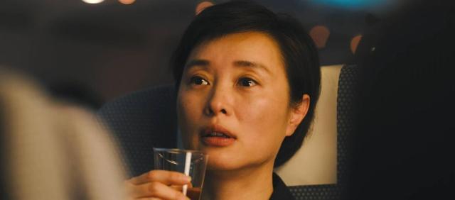 开局才是硬核《交锋》吴越第一集就下线，内鬼就在身边
 
吴越第一集就下线，简单的几句台词，尽显演技。
 
层层追杀，竟然倒在一杯水上。

不敢相信，敌人就在身边，情报早就泄露了！

每一环没有镜头不容错过，越看越想看，看去追!
 
内鬼是谁?

上热门 好剧推荐 追剧 吴越