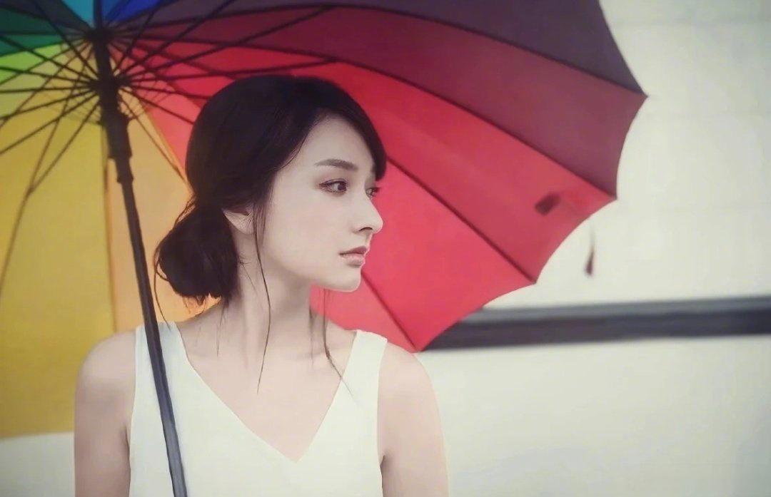 天呐 吴昕这组图简直破碎感小白花の模板，好美啊 ​