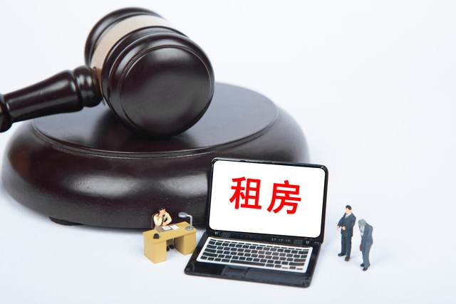租客父亲跳楼身亡，房东索赔50万元，终审判决出炉，全网吵翻