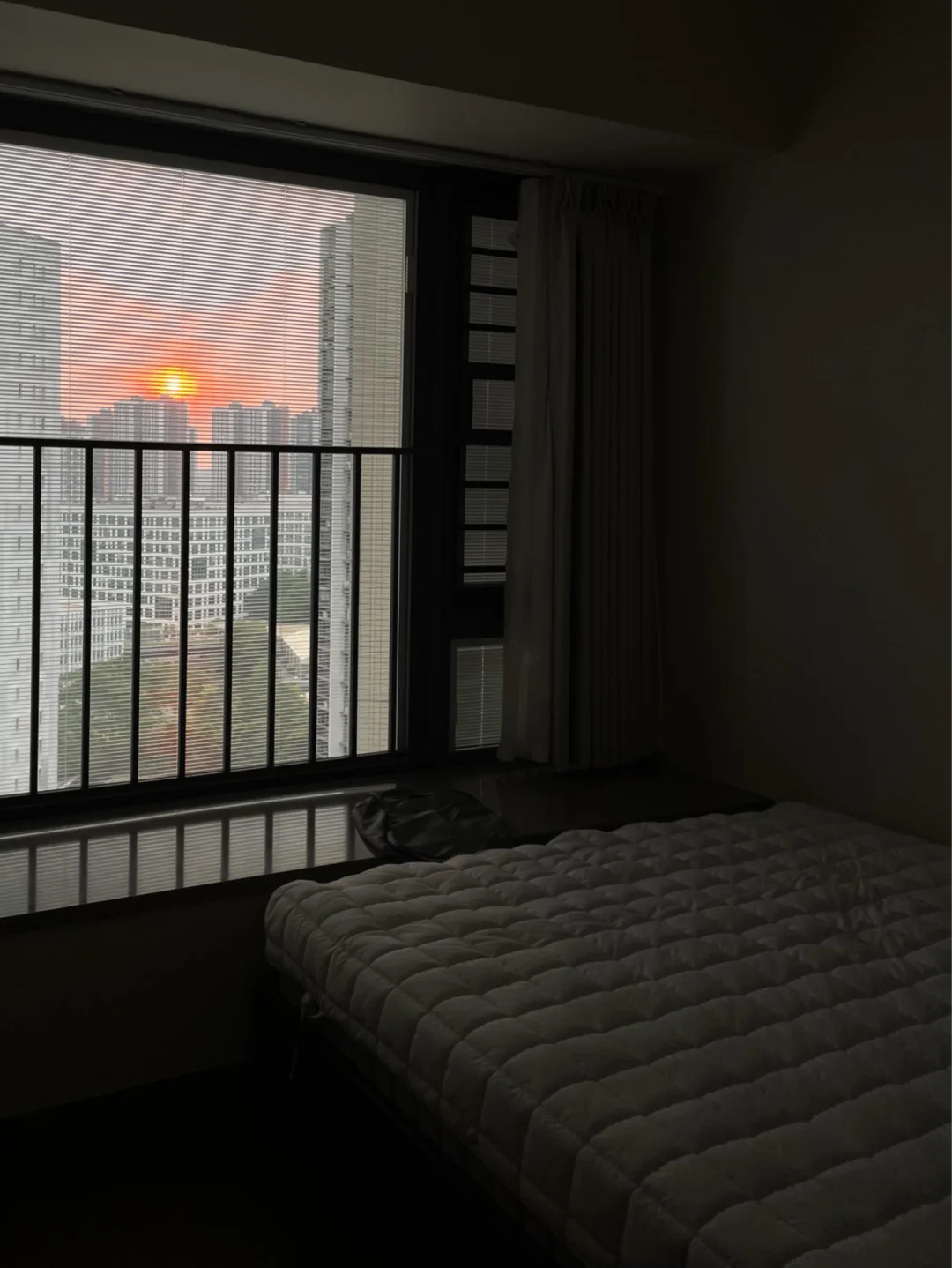 🆘故意冷落男朋友再亲他也太带感了…