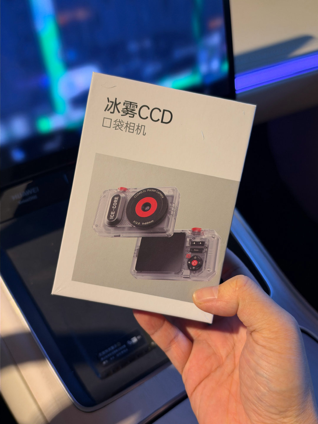 关于OPPO售后服务好有很多传说，今天竟然送了我一个口袋相机！[捂嘴哭]  ​