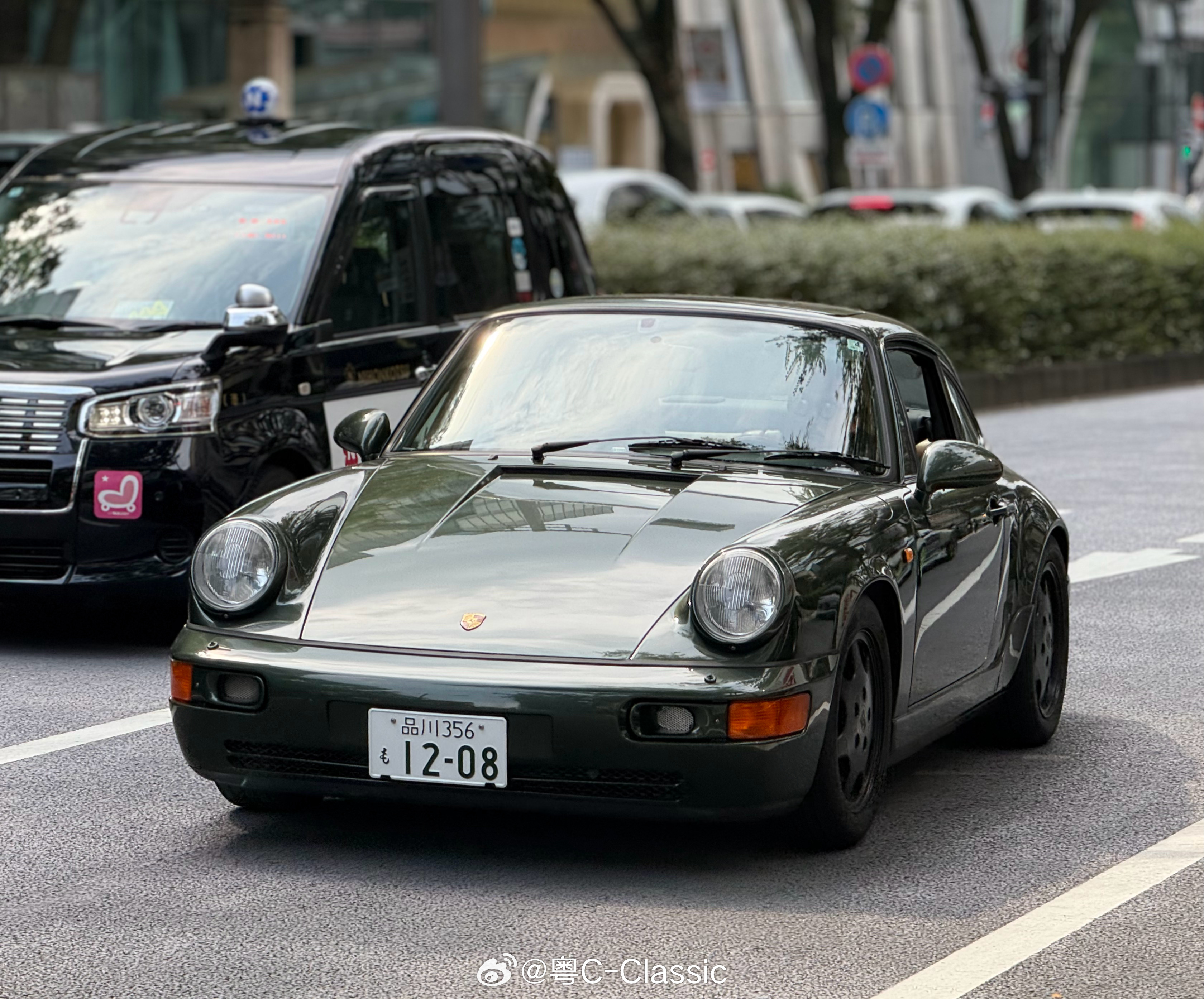 #cars01豪车拍[超话]# 🇯🇵东京之旅见闻（1）

·Porsche 911 G-Model（台場）
·Porsche 356 Speedster（表參道）
·Porsche 911 964 Carrera 2（表參道）

·Volvo 850 R Wagon（墨田）
·Volvo V70 Classic Wagon（澀谷）
·Mercedes Benz E-Class S123 280TE（表參道）

·Simca 1000 GLS（淺草橋）
· ​
