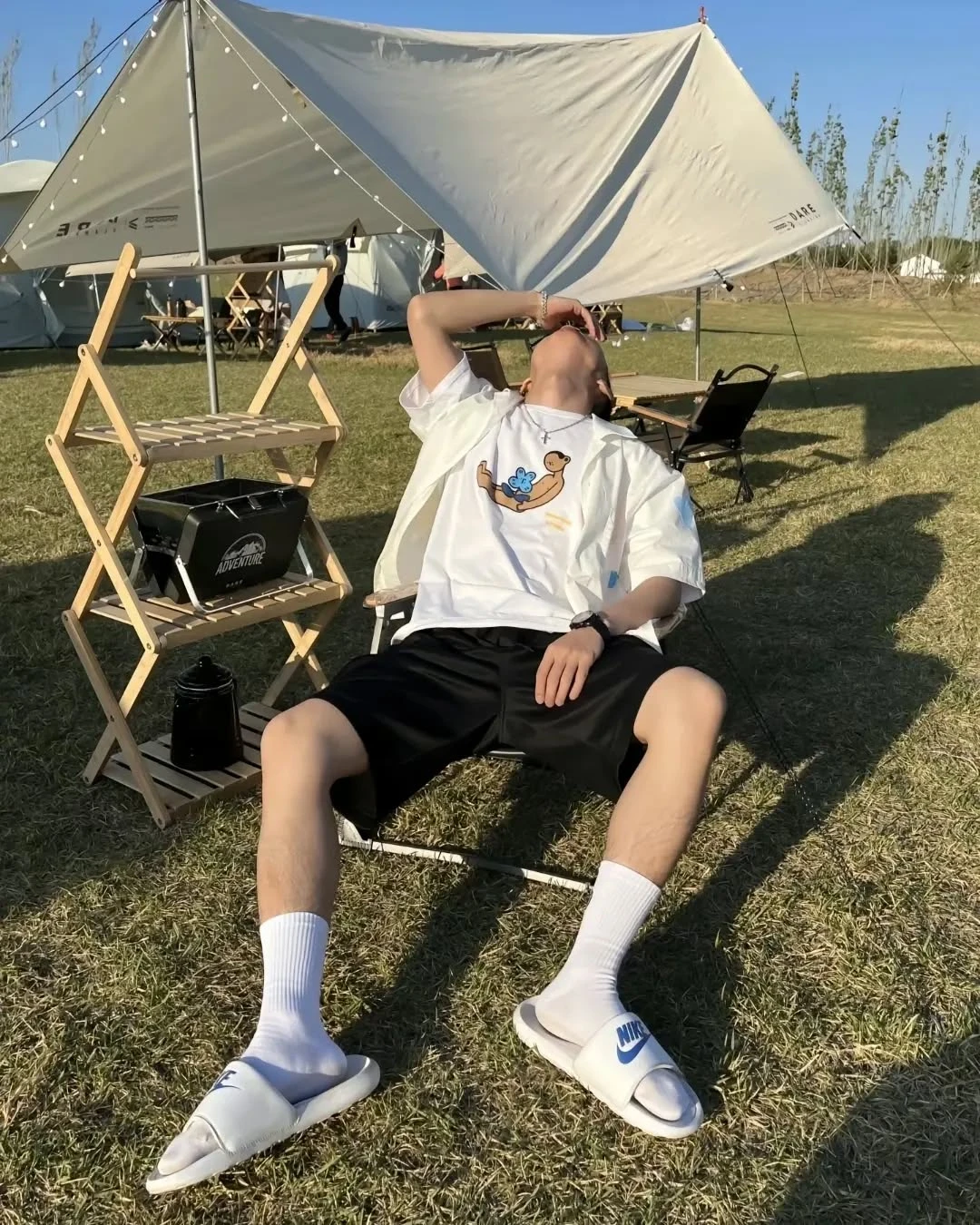 不问前路不问归途，男生一车奔赴人间烟火