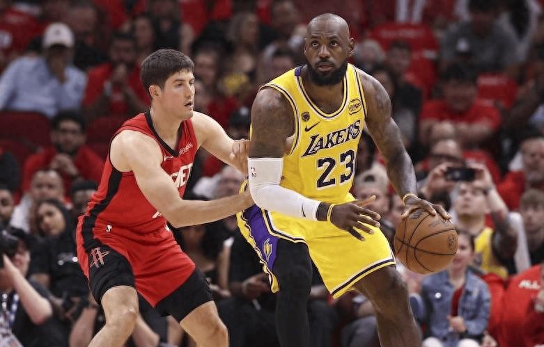 火箭太阳开拓者三队濒临出局，谁来阻挡雷霆与老詹的次轮对决？