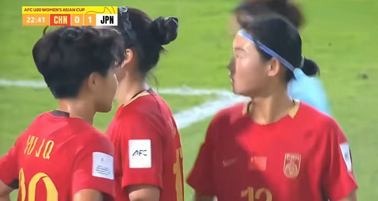 中国女足5比1中国香港女足
中国女足收获亚运会开门红
开门红稳稳拿下！中国女足5-1战胜中国香港女足，亚运首秀直接开门红
 这场球看得太舒服了！开局有波折、中途被扳平，但姑娘们完全不慌，越踢越稳、越打越自信。