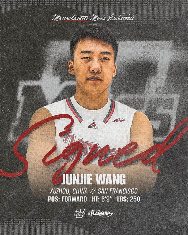 [飞机R]早报：NCAA季前赛，马塞诸塞大学81-68战胜罗德岛大学。
	
📊此役，中国球员王俊杰迎来转校后首秀，他全场比赛出战18分钟，投篮7投2中，其中三分4中1，罚球2中0，得到5分3篮板1抢断。
	
[拍立得R]本赛季，王俊杰完成了转校，从旧金山大学加盟了马萨诸塞大学。
	
#NBA #NCAA #ncaa #中国篮球 #中国男篮 #王俊杰 #聊球俱乐部 #CBA #NBA评论席 #经典NBA