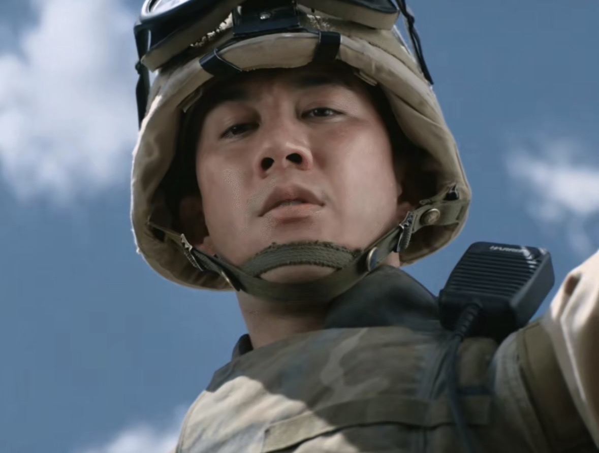 李治廷中秋官宣生子迎来事业家庭三喜临门，9月25日恰逢中秋，39岁的李治廷发文新添一员阖家圆满，晒出大手托住婴儿小手搭配月饼的照片对外公布升级当爸，民间流传十五出生的孩子自带福气，这桩喜事刚好撞上中秋节点，叠加《欢迎来龙餐馆》热播翻红，凑成圈内热议的三喜临门，他2023年被拍到和其他女性同行，为打消