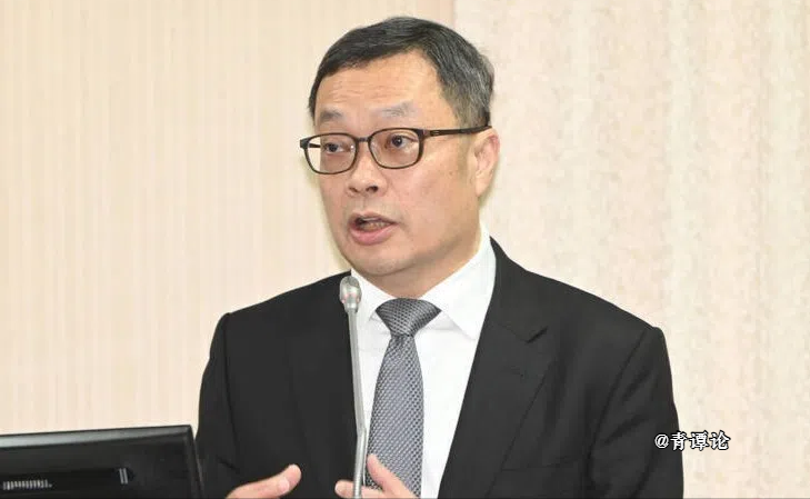 台媒报道，台湾外事部门“次长”陈明祺今天在一场座谈会上称，美国对台政策“并未改变”，对台军售仍处美国主导的评估阶段，台湾希望相关军售尽快落实。台美沟通管道“非常畅通”，华盛顿完全了解台海形势及台湾投入防务的决心。

最近几天，民进党当局透过各种渠道，口径高度一致，坚称“美对台政策没变”、“台美关系坚