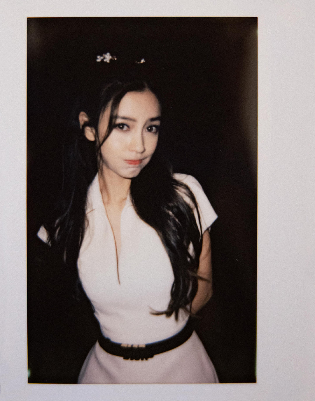 #angelababy# 

喜欢这组拍立得[心] ​