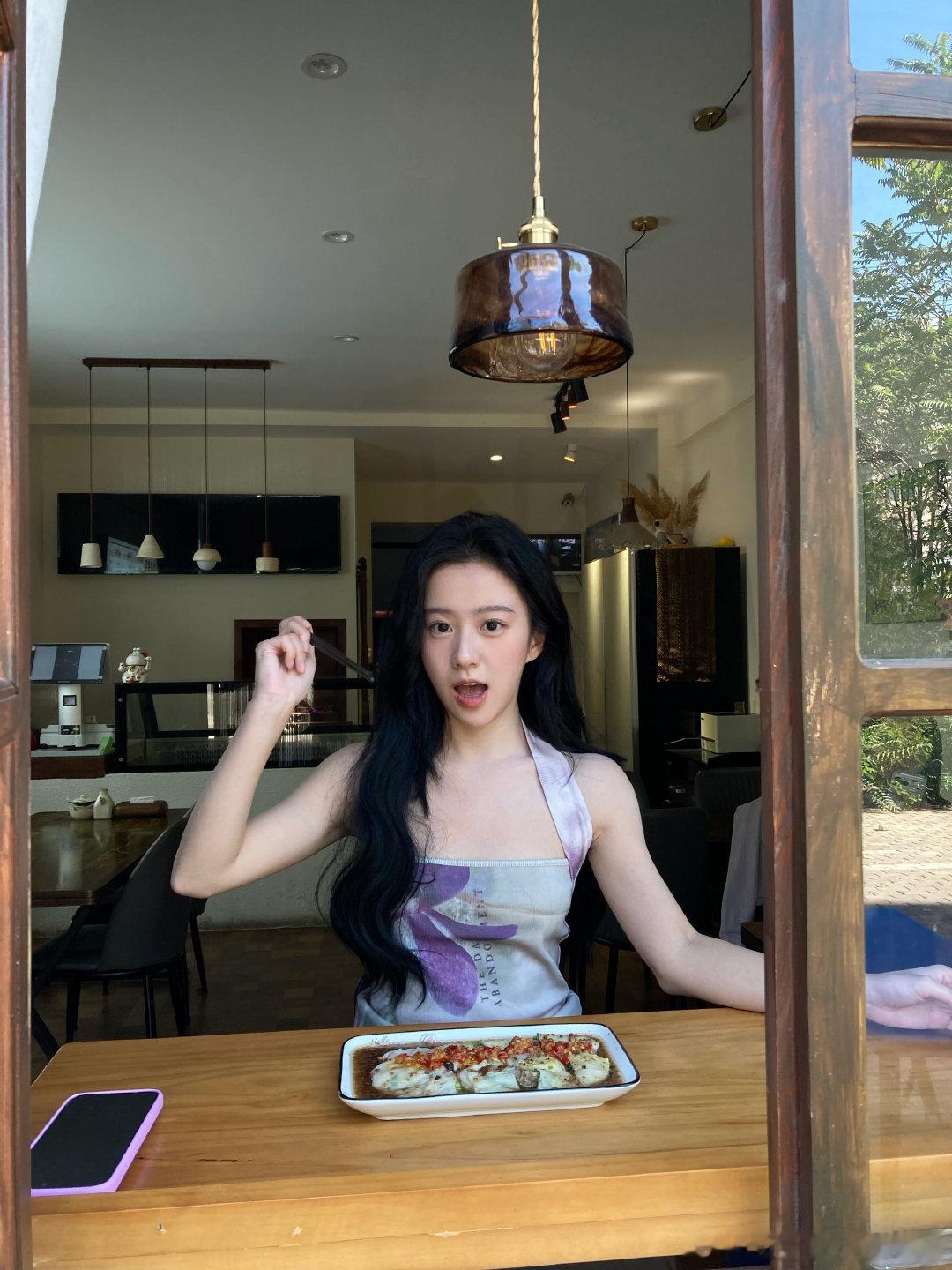 #包上恩[超话]# bse#包上恩窈窈有期# 
欧尼​