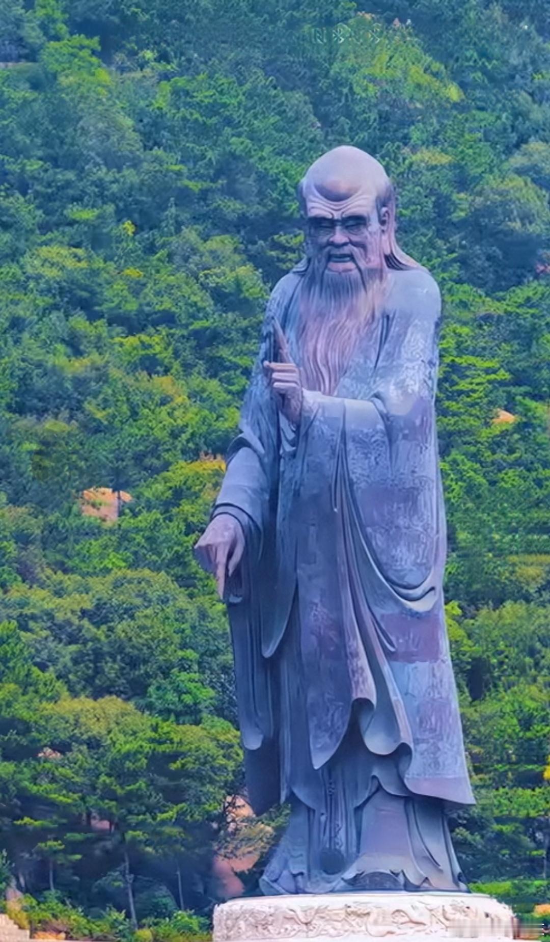 中美两国签署防止中国文物非法入境美国的政府间谅解备忘录以来，务实合作成果丰硕，实现超过20批次共700余件(套)流失美国的文物艺术品回归中国。

#外交部：中美双方就年内元首互动安排保持着沟通#中美两国签署防止中国文物非法入境美国的政府间谅解备忘录以来，务实合作成果丰硕，实现超过20批次共700 ​