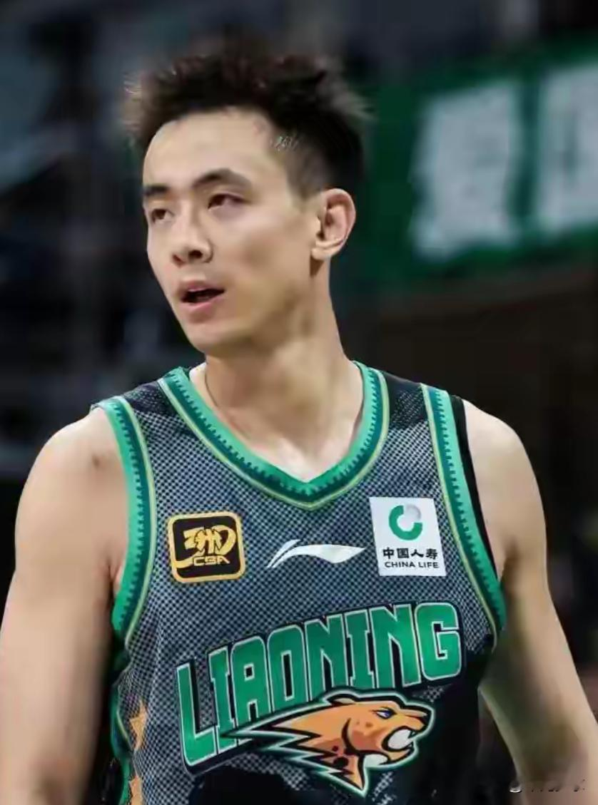 从全明星MVP到3场4分！1米79的徐杰被全网嘲讽后，一句话让所有人闭...