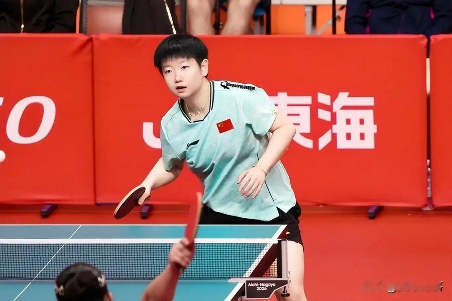 国乒男团2-3遭日本逆转丢冠，林诗栋19个月冠军荒输275位小将，蒯曼三线零封成唯一定海神针，张本美和挽救3赛点绝境逆转，中日决战国乒新生代准备好了吗

名古屋亚运会乒乓球男团决赛的记分牌定格在2比3。王楚钦拿下首盘后，温瑞博1比3不敌张本智和，林诗栋3比1击败户上隼辅帮中国队重新超出，但第四盘王楚