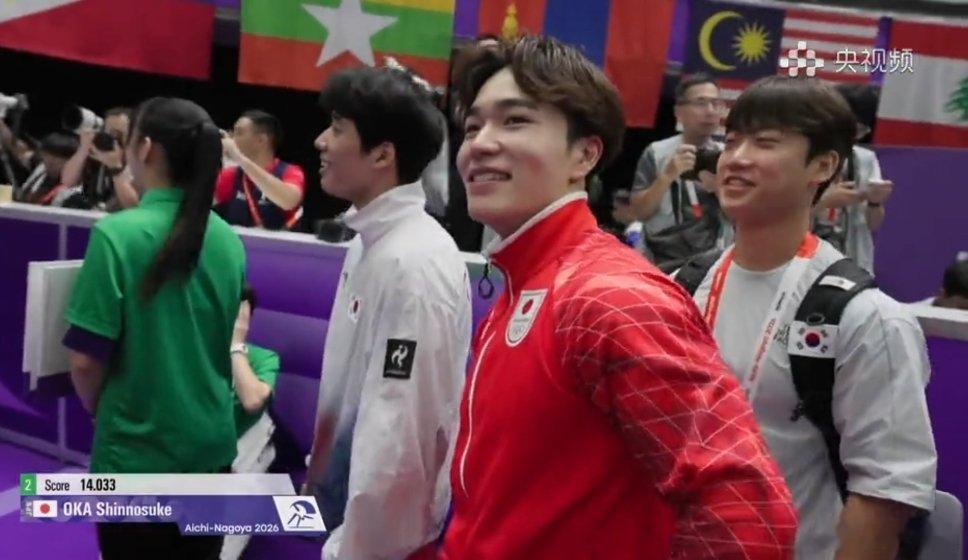 #亚运会##田昊单杠金牌# 恭喜田昊，这次亚运发挥神勇啊，WC加油！本男这次竟然没开张[允悲]，小肉团第三[鼓掌]（y1s1,这场单杠挺难看的[委屈]） ​